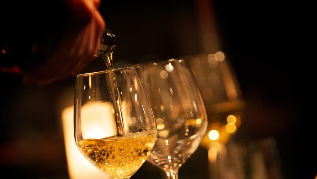 ซีเลคบรามาร์ลอดจ์แอนด์สปา Hotel แฮนเมอร์สปริงส์ ภายนอก รูปภาพ A glass of cognac